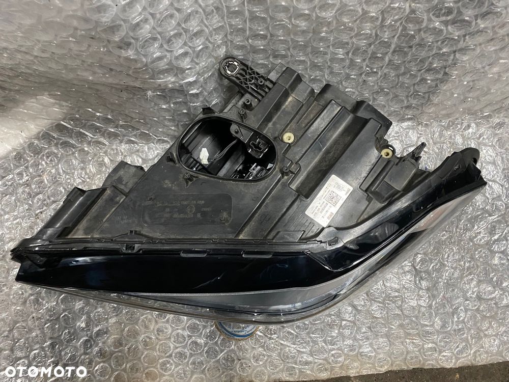 LAMPA LEWA BMW X1 F48 LCI LED 5A01171 - 5