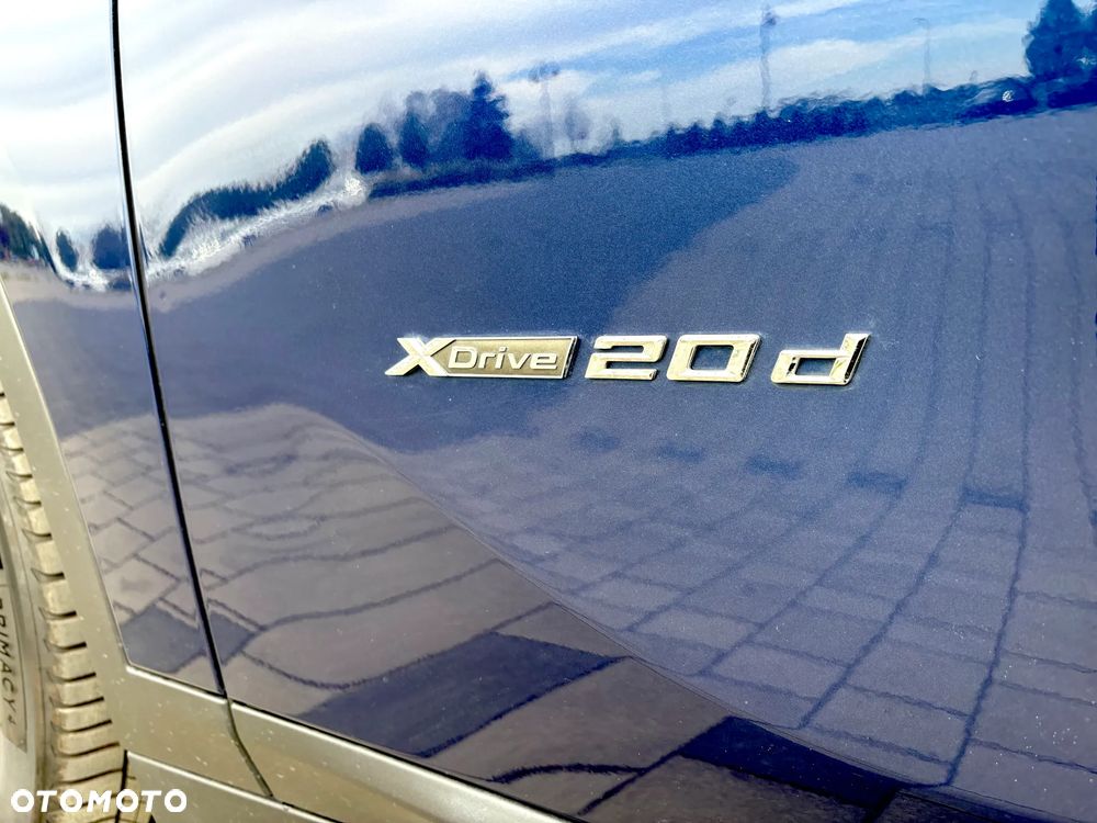 BMW X1 xDrive20d xLine - 11