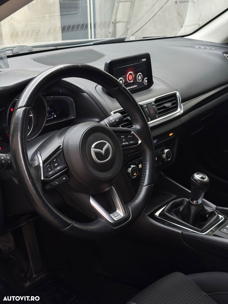 Mazda 3 G120 Revolution - 23