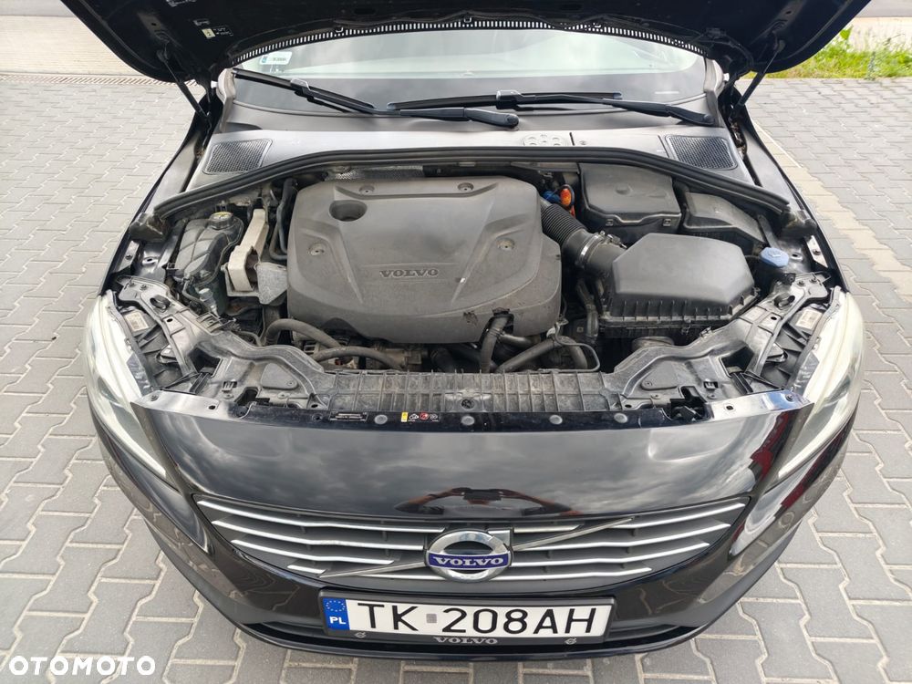Volvo V60 D3 Drive-E Dynamic Edition (Momentum) - 16