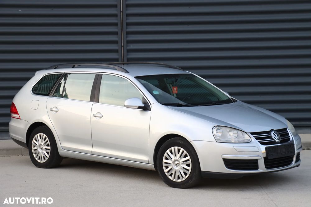 Volkswagen Golf 2.0 TDI DPF BlueMotion Technology Team - 9
