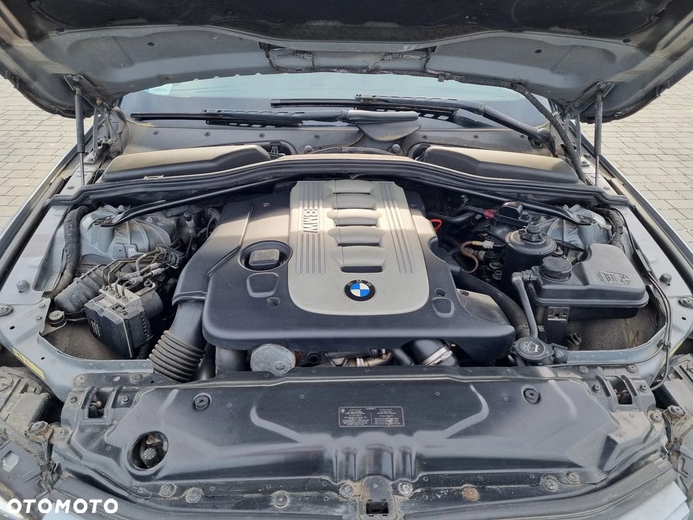 BMW Seria 5 - 32