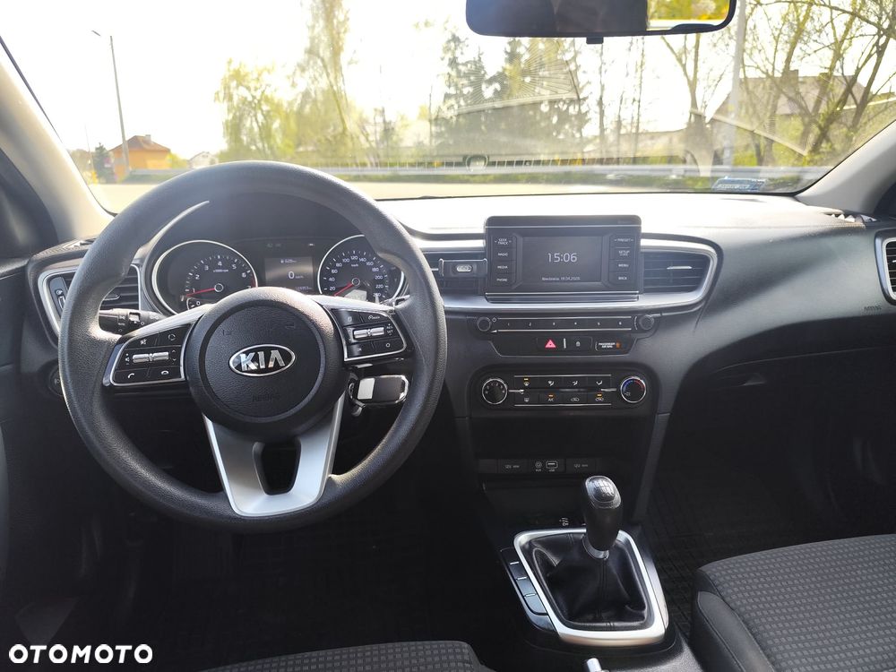 Kia Ceed 1.4 M - 10