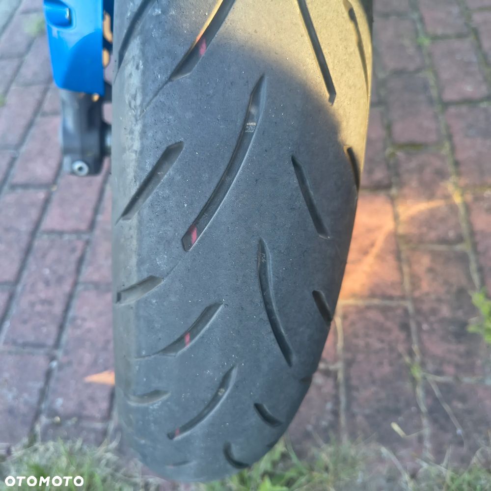 Yamaha FZ - 4