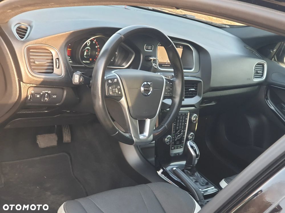 Volvo V40 T3 Drive-E Kinetic - 22