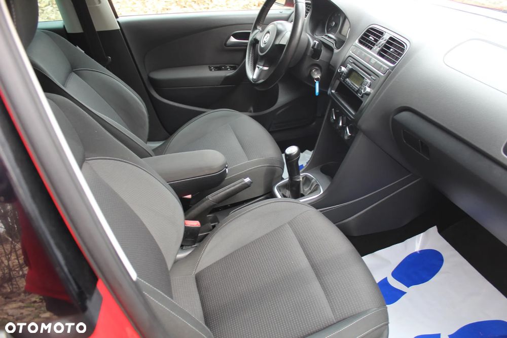 Volkswagen Polo - 12