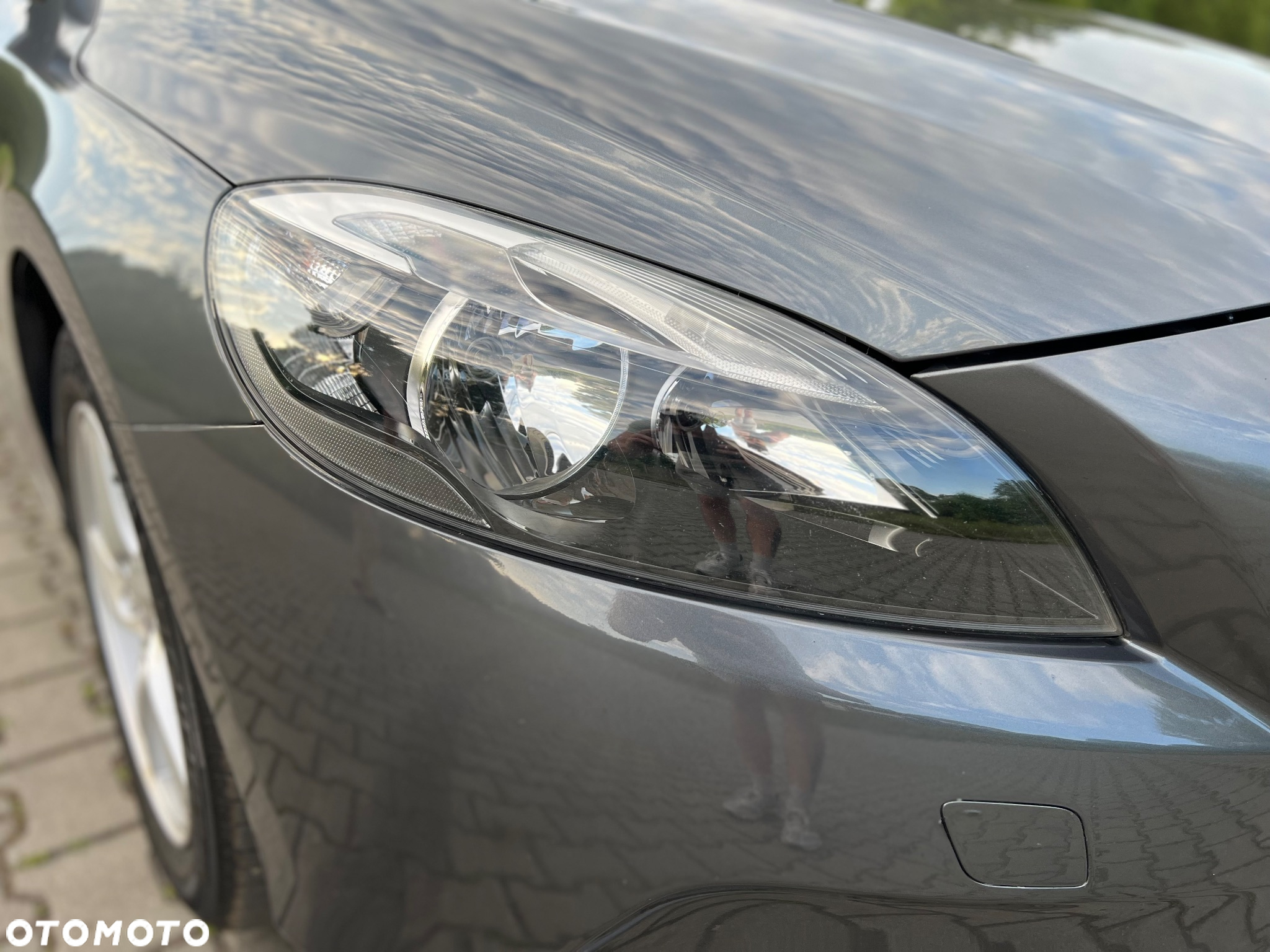 Volvo V40 - 18