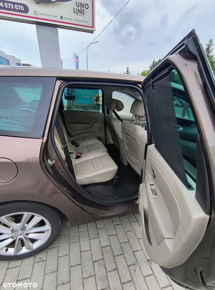 Renault Grand Scenic TCe 130 Bose Edition - 9