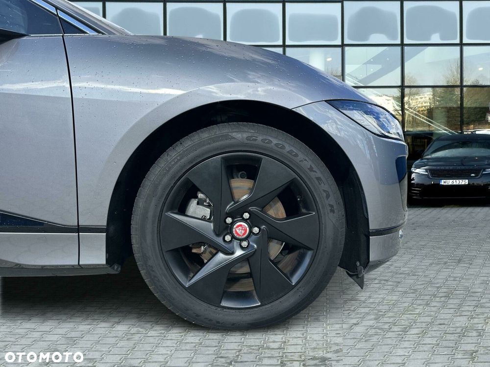 Jaguar I-Pace - 7