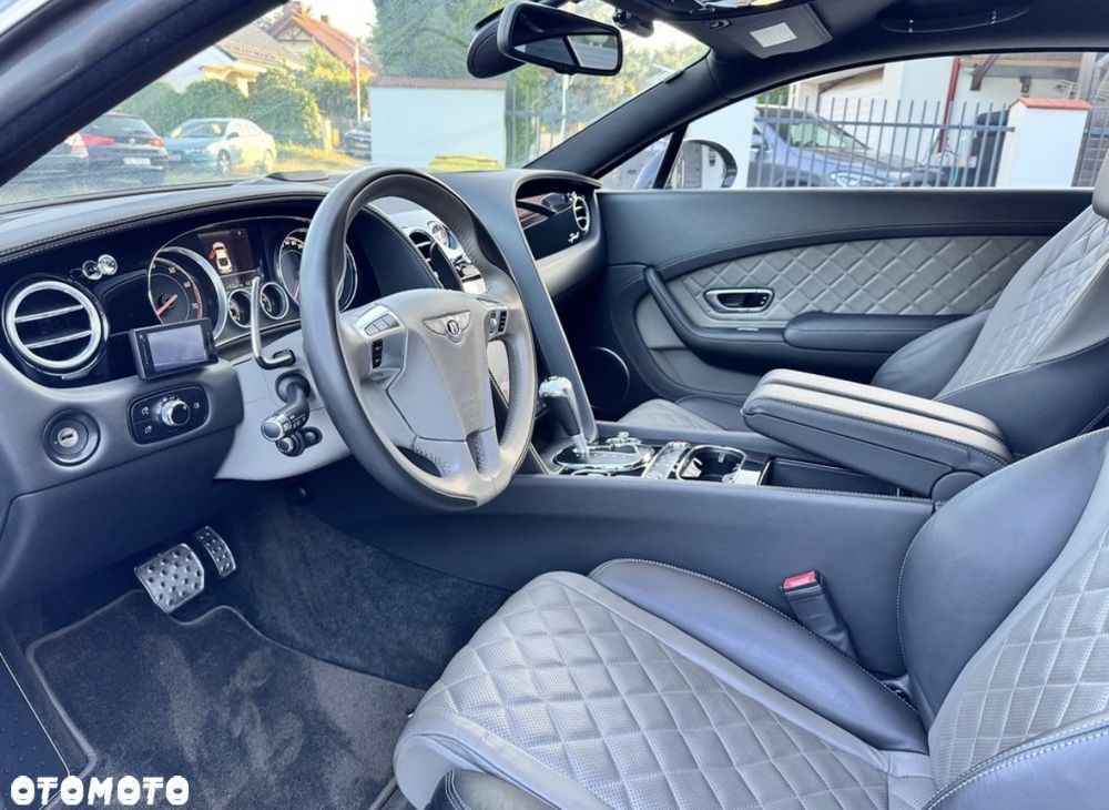 Bentley Continental GT Speed - 23
