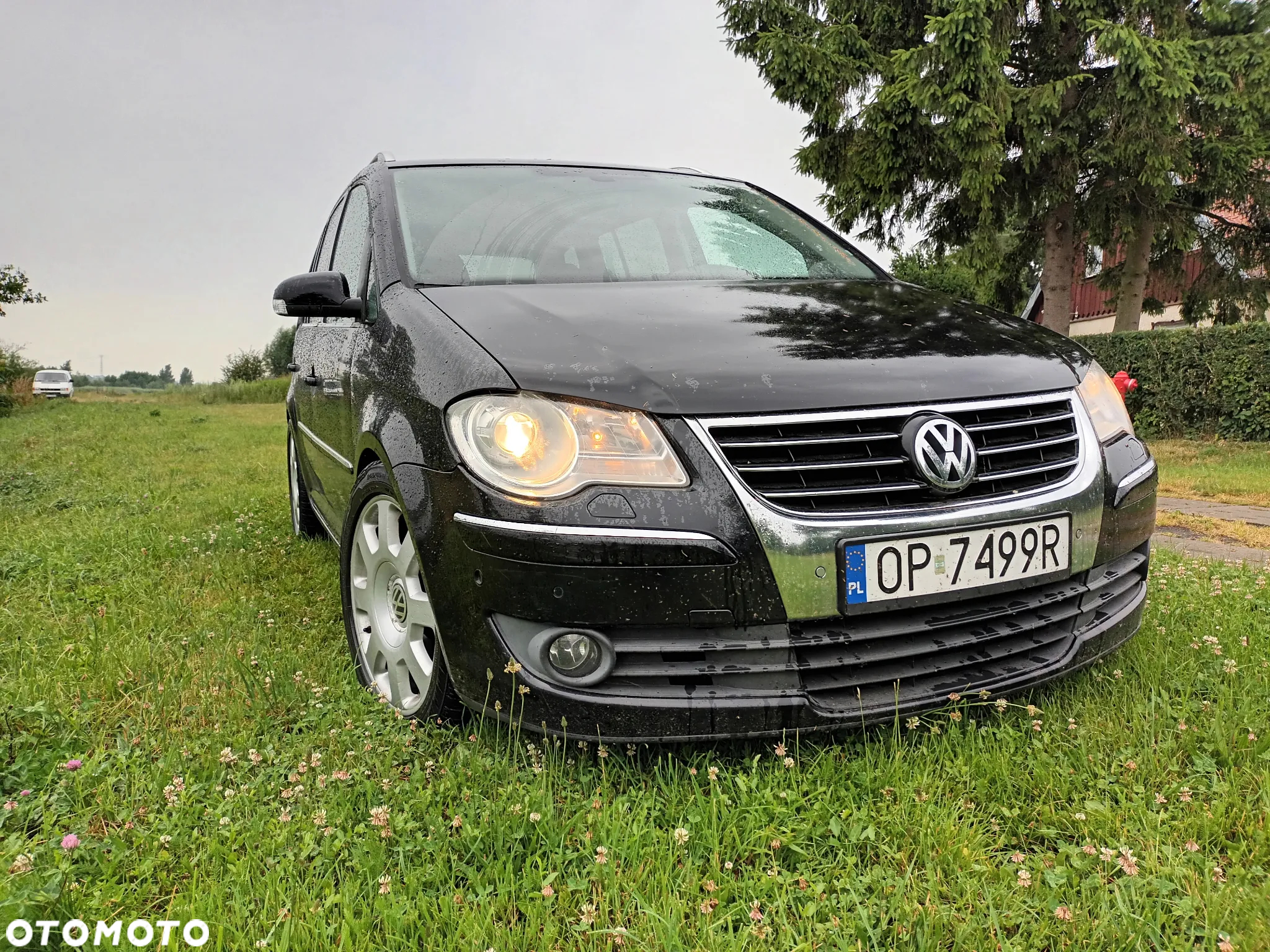 Volkswagen Touran 2.0 TDI DPF Highline DSG - 3