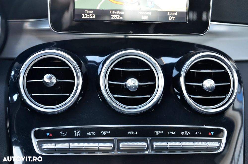 Mercedes-Benz GLC 250 4Matic 9G-TRONIC Exclusive - 27