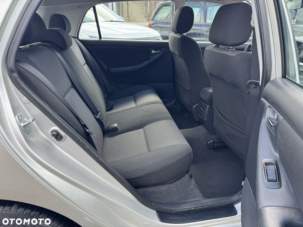 Toyota Corolla - 8