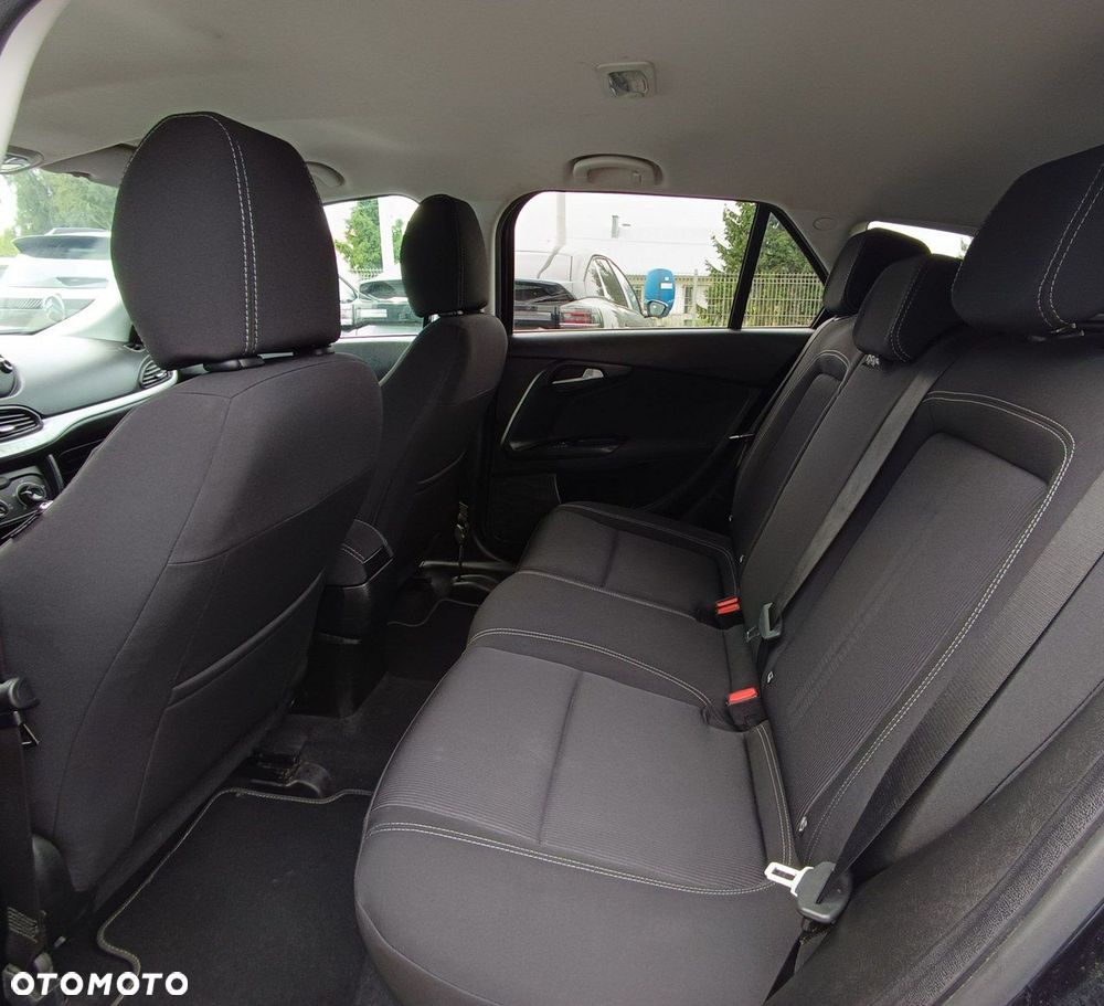 Fiat Tipo 1.3 MultiJet 16v Easy - 11