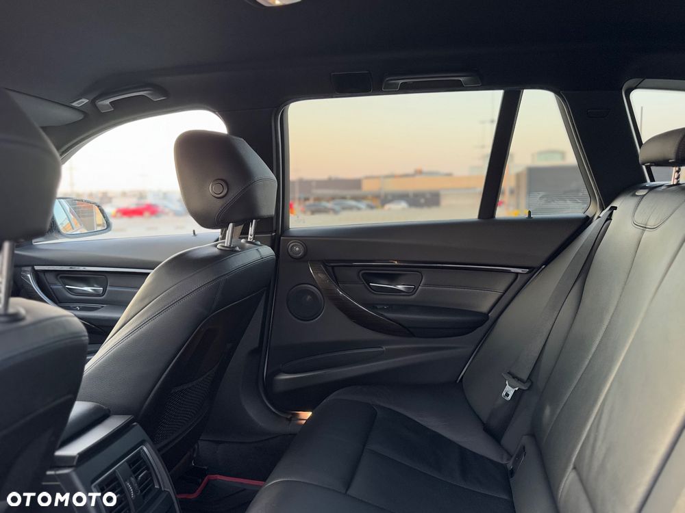 BMW Seria 3 - 26
