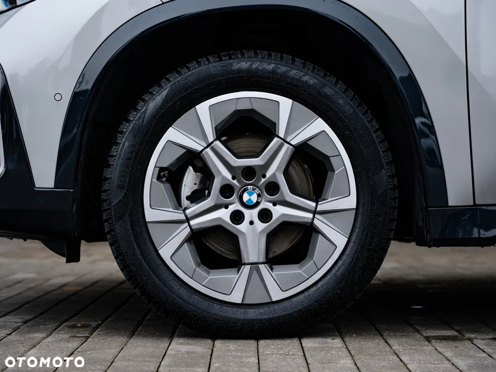 BMW X1 sDrive18i xLine - 4