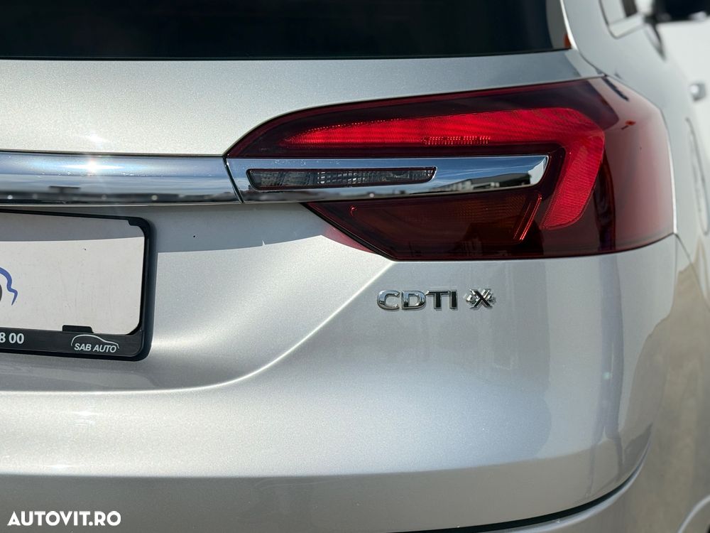 Opel Insignia 2.0 CDTi 4x4 Automatik Sport - 28