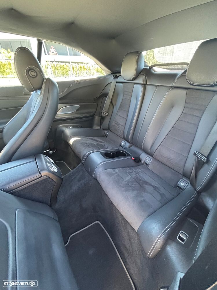 Mercedes-Benz E 300 d AMG Line 4Matic Aut. - 24
