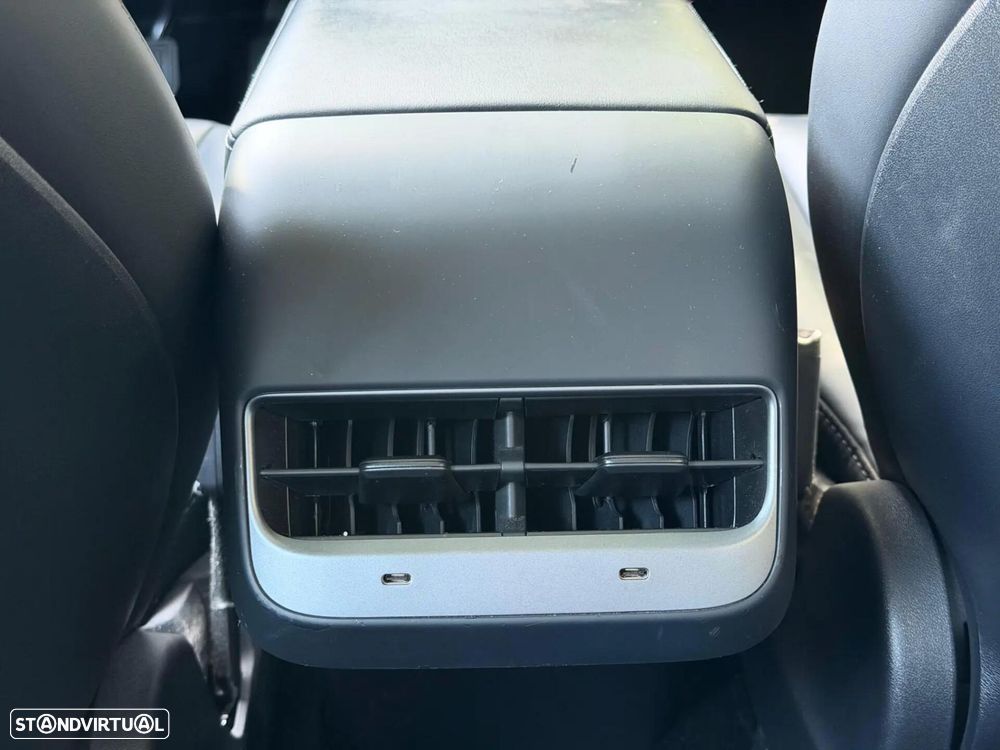 Tesla Model 3 Standard RWD Plus - 35