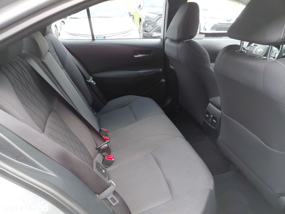Toyota Corolla - 10