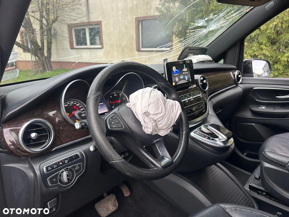 Mercedes-Benz Klasa V 250 (BlueTEC) d lang 7G-TRONIC Avantgarde Edition - 22