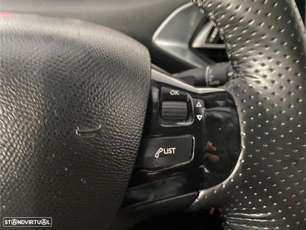 Peugeot 308 SW BlueHDi 100 Stop & Start Active - 40