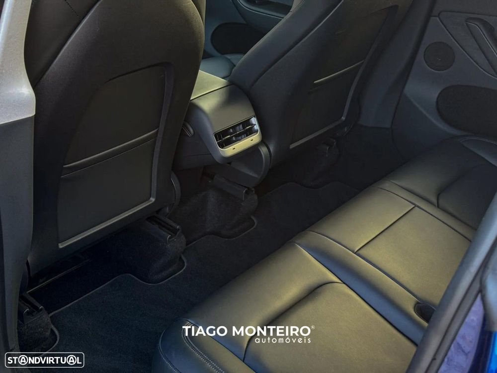 Tesla Model Y Tração Traseira - 52