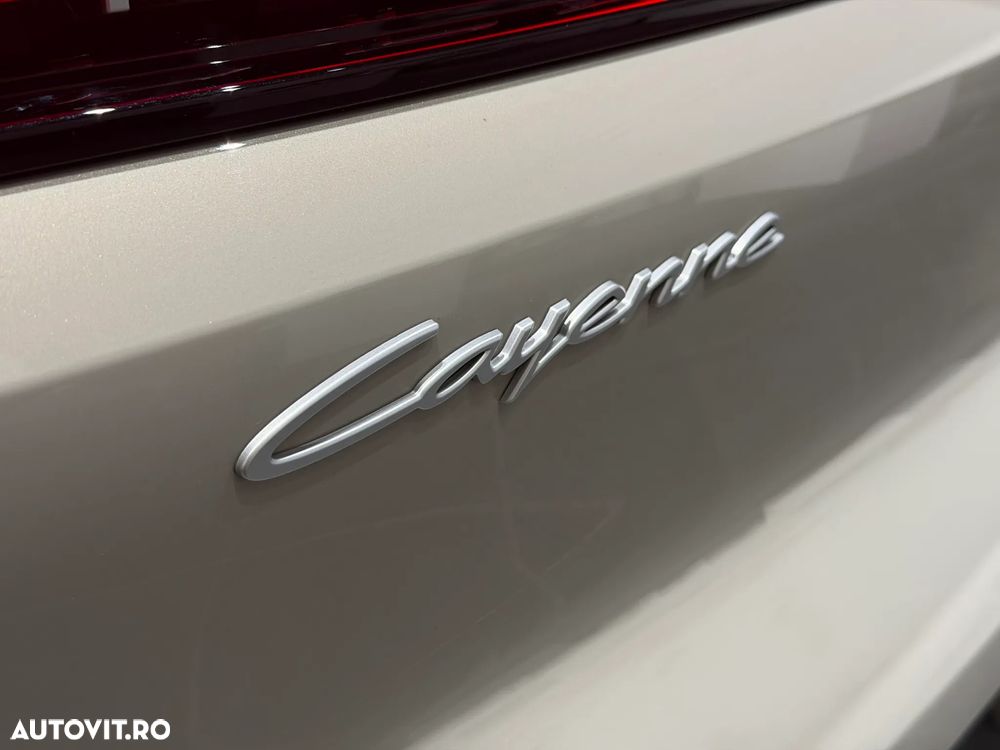 Porsche Cayenne Standard - 8
