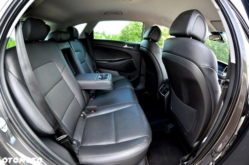 Hyundai Tucson blue 1.7 CRDi 2WD Trend - 17