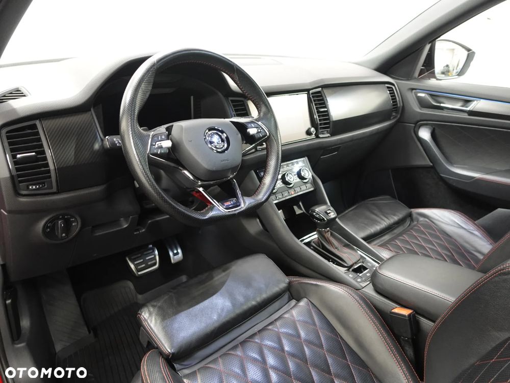 Skoda Kodiaq 2.0 Bi-TDI 4x4 RS DSG 7os - 17