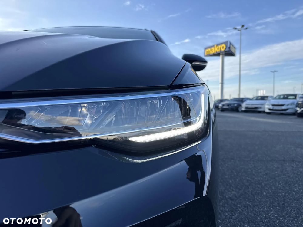 Volkswagen Golf Variant - 16