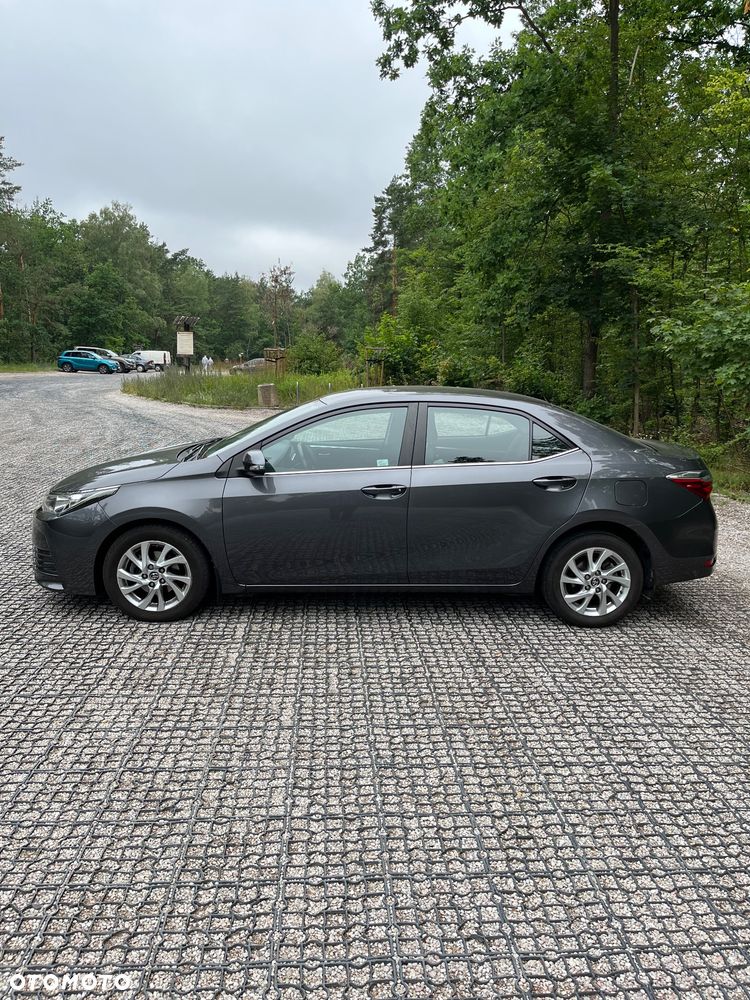 Toyota Corolla 1.4 D-4D Comfort - 4