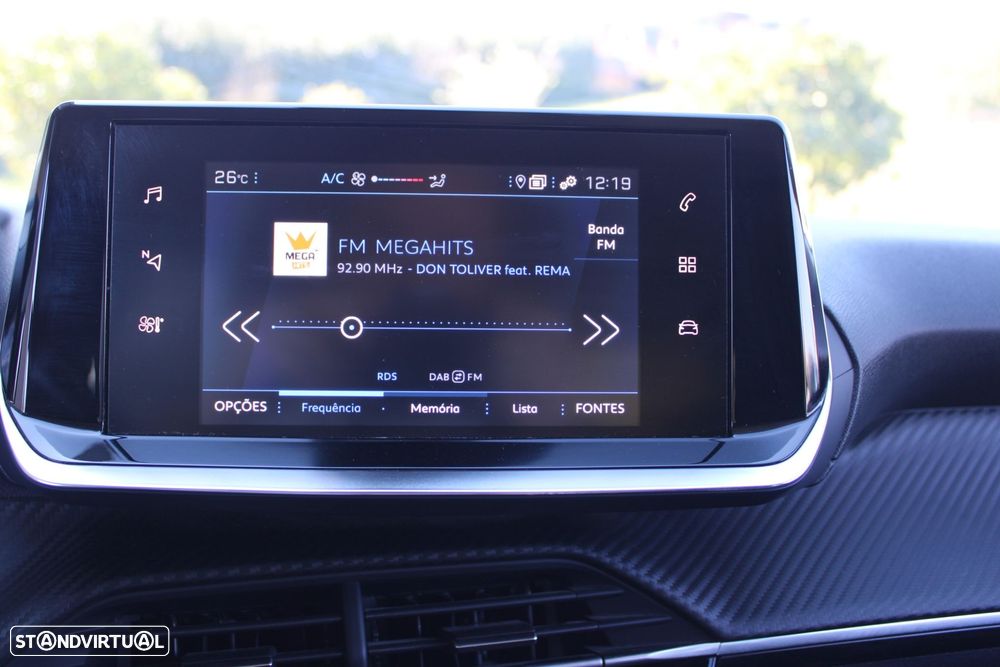 Peugeot 208 1.2 PureTech SE Style - 15