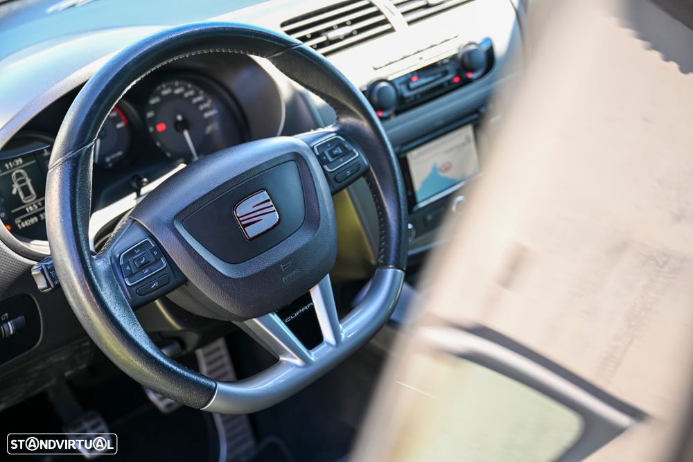 SEAT Leon 2.0 TSI Cupra R - 28