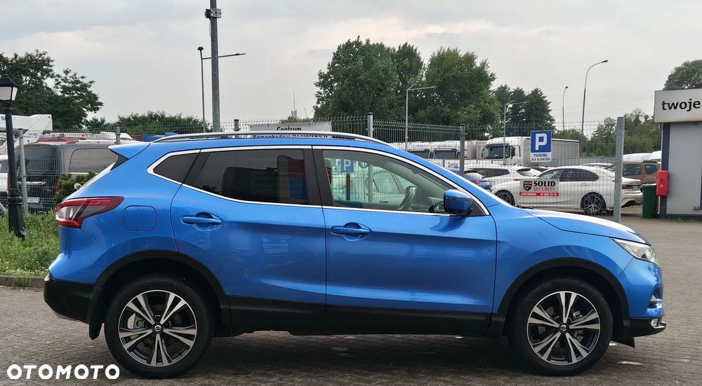 Nissan Qashqai 1.3 DIG-T N-Connecta - 4
