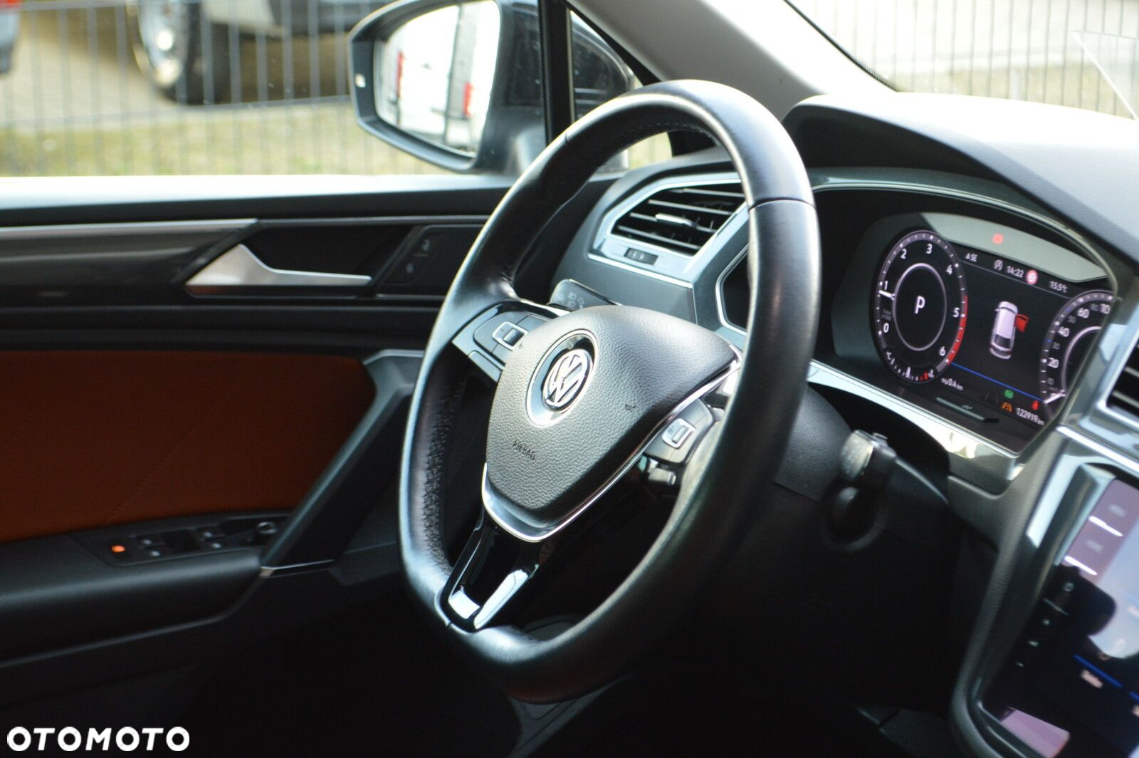 Volkswagen Tiguan - 31