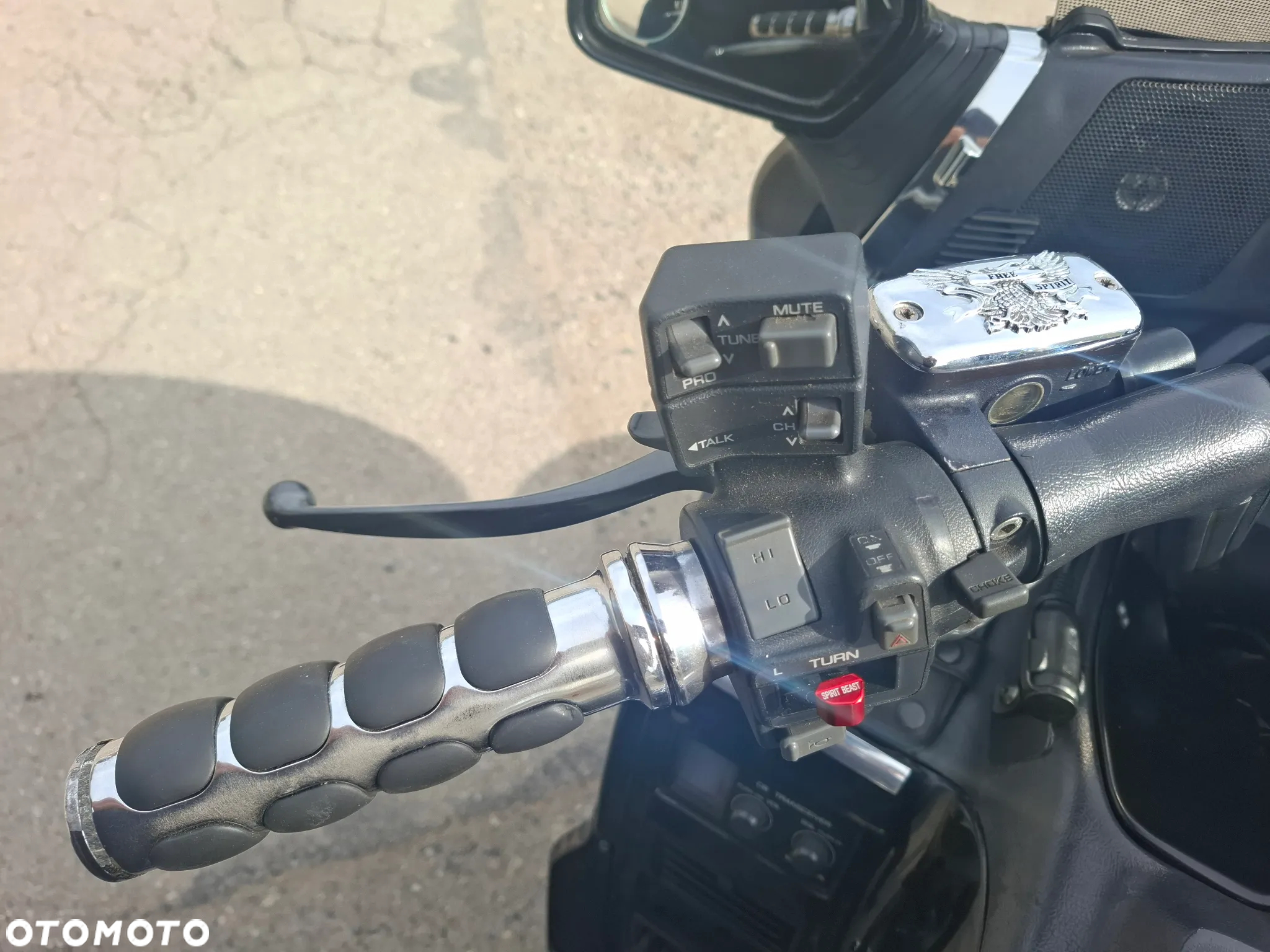 Honda GL - 12