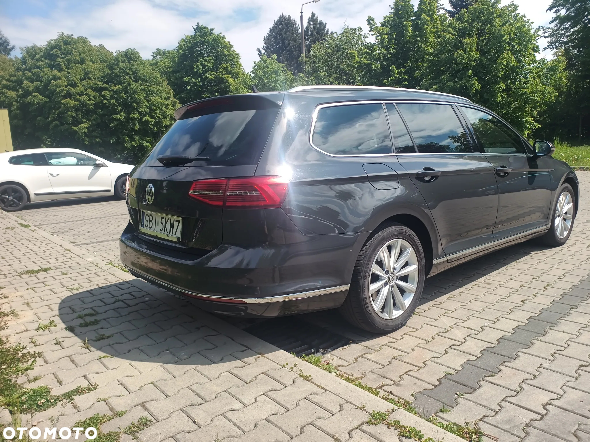 Volkswagen Passat - 10