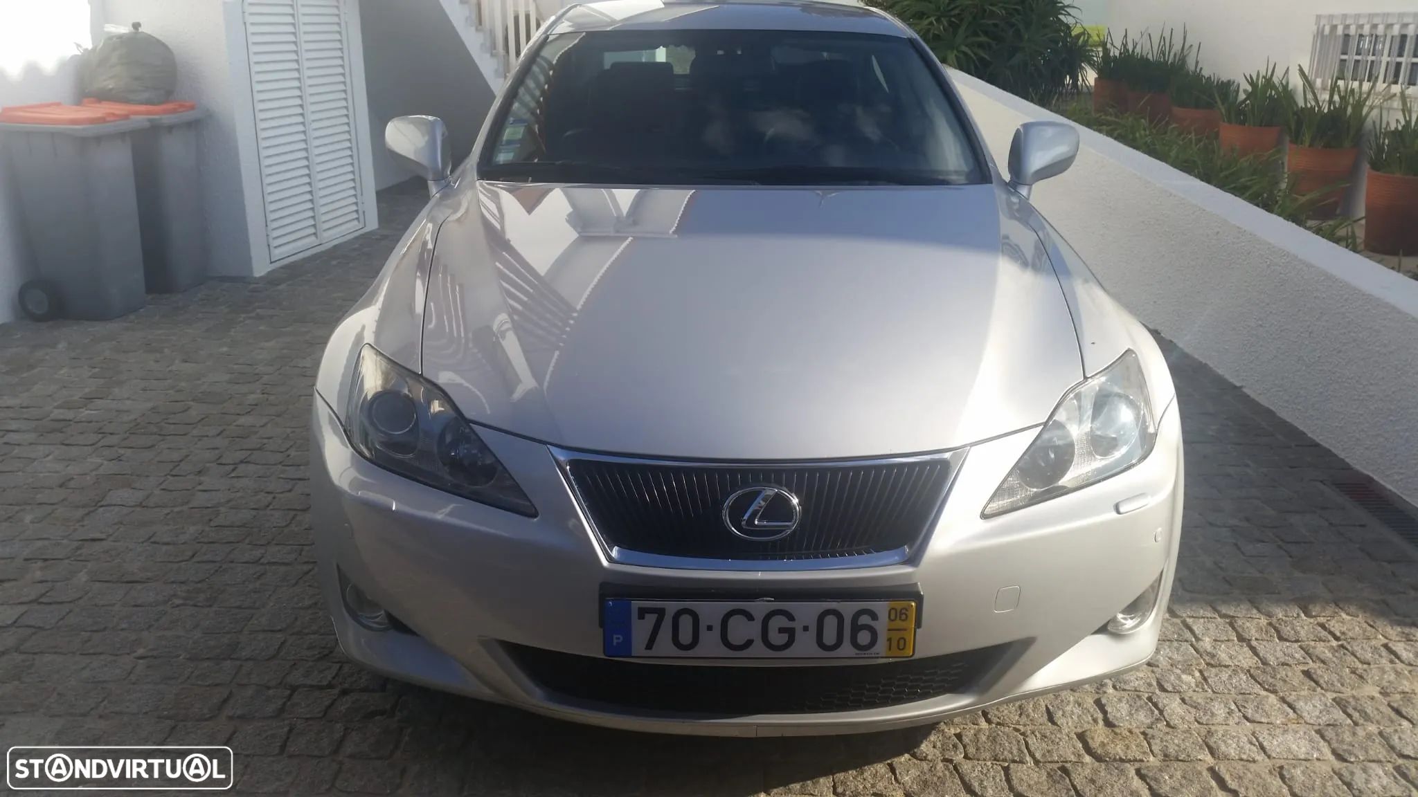 Lexus IS 220 d Luxury 48 - 1