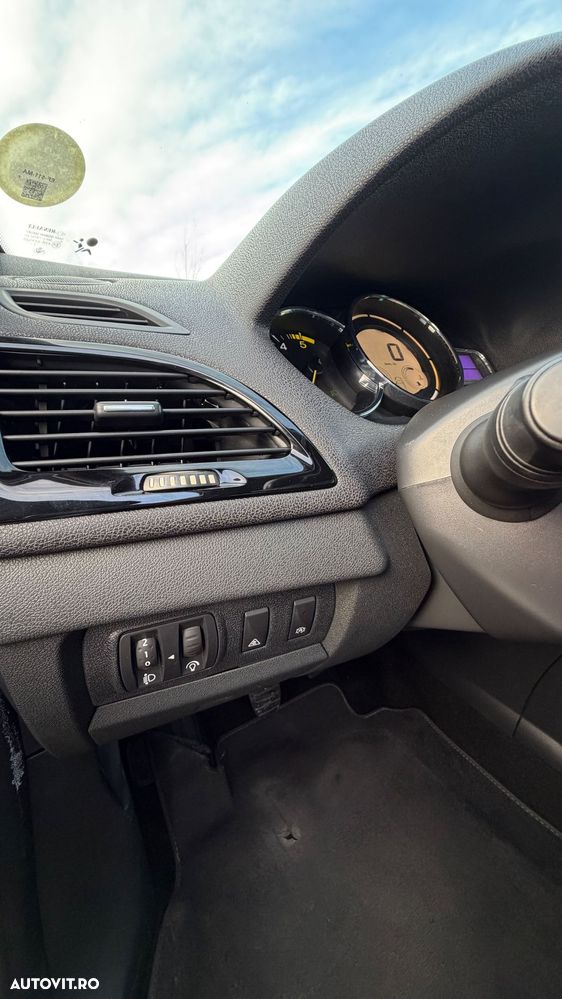 Renault Megane ENERGY dCi 130 Start & Stop Bose Edition - 27