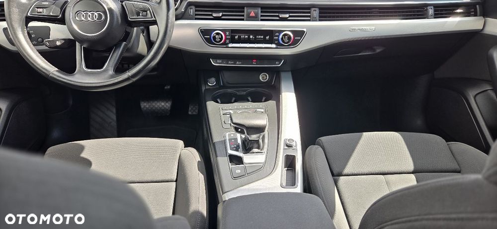 Audi A4 Limousine 2.0 TDI S tronic quattro - 32