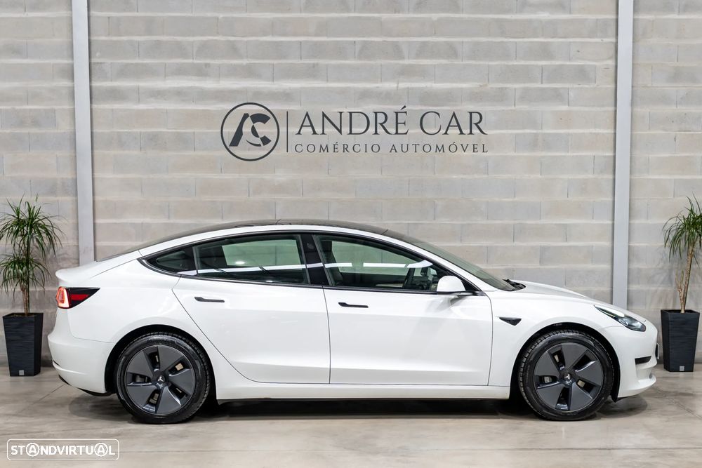 Tesla Model 3 Standard Range Plus RWD - 5
