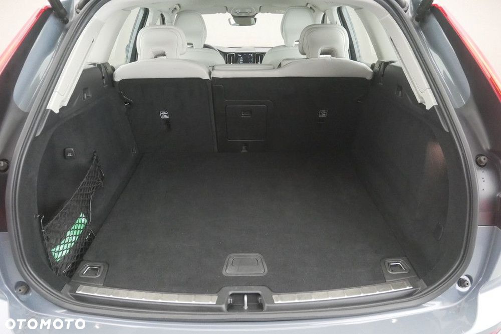 Volvo XC 60 - 16