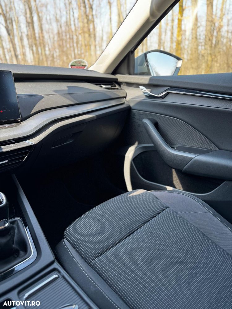 Skoda Octavia 2.0 TDI Ambition - 33