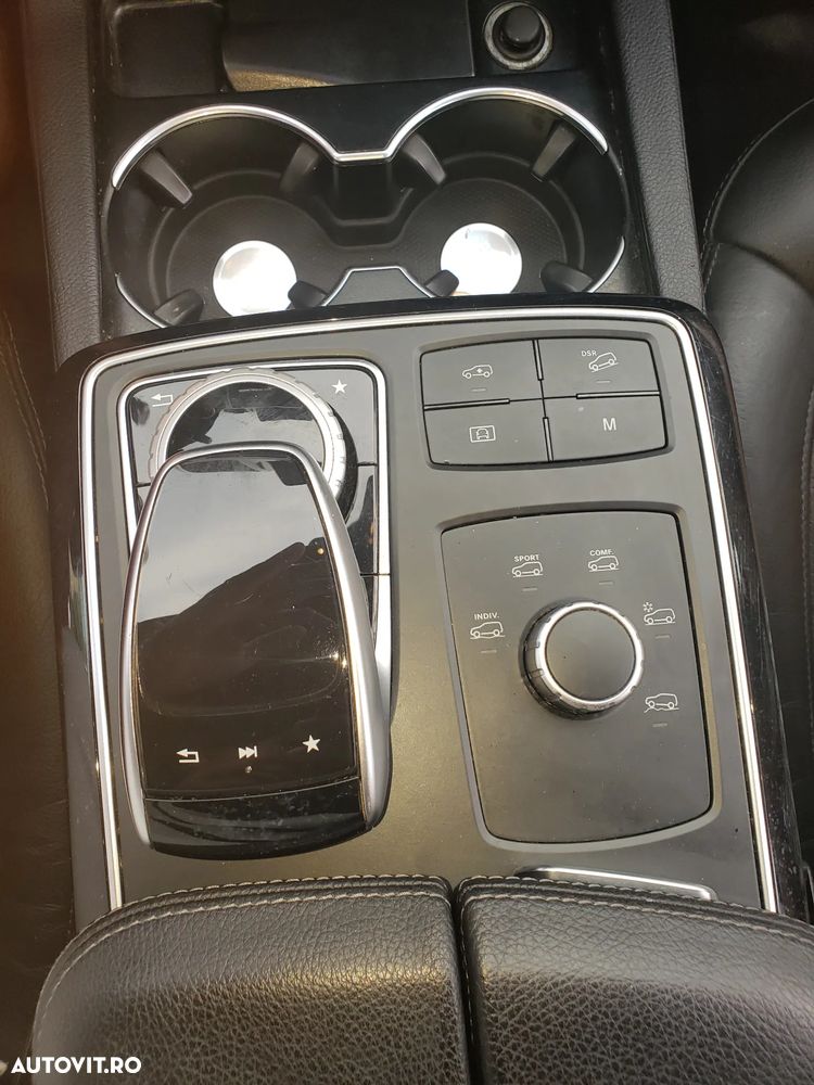Mercedes-Benz GLS - 30