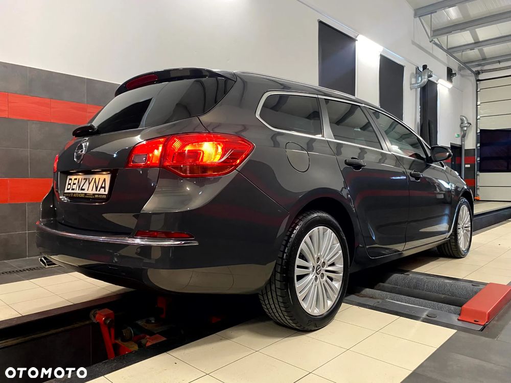 Opel Astra 1.4 Turbo ecoFLEX Start/Stop Innovation - 11
