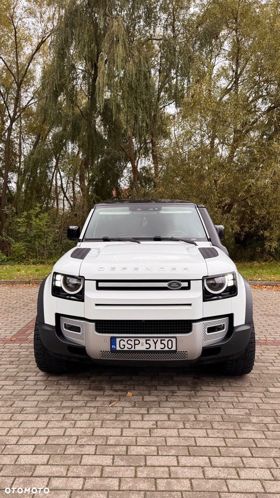 Land Rover Defender 110 2.0 D240 HSE - 3