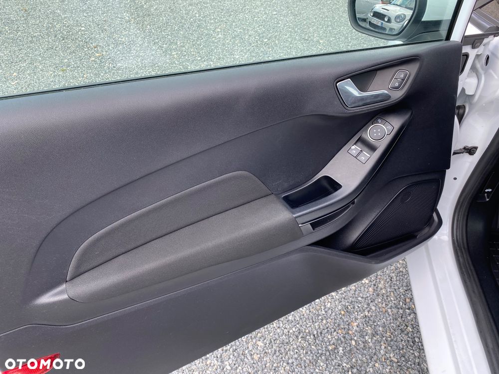 Ford Fiesta 1.1 S&S TREND - 10