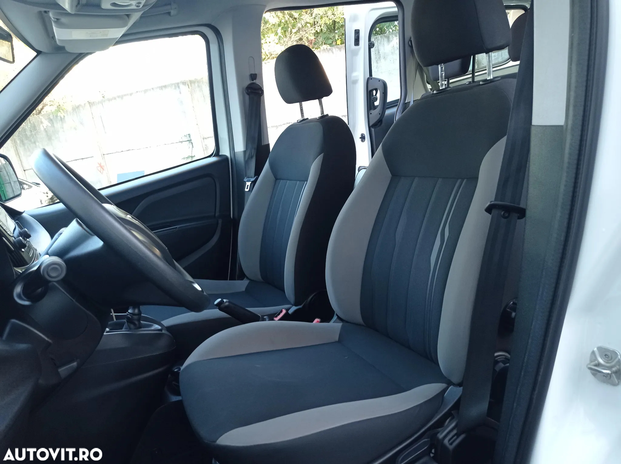 Fiat Doblo Combi 1.6 Mjet 105 CP Maxi Confort - 18