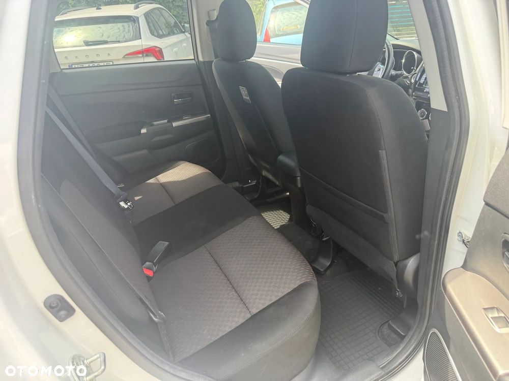 Mitsubishi ASX 1.6 Intense - 14